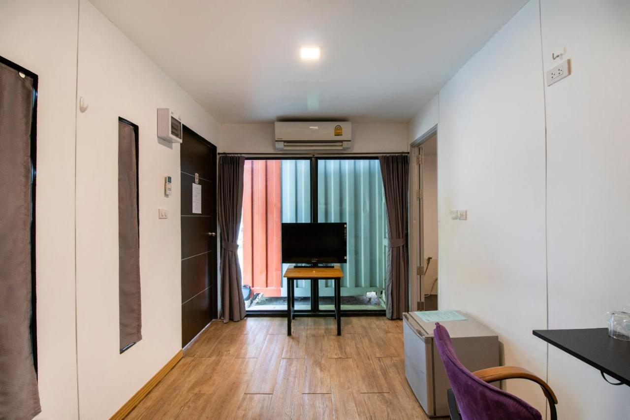 Oyo 673 Nice Sleep Box Hotel Chiang Mai Exteriör bild