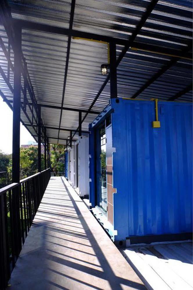 Oyo 673 Nice Sleep Box Hotel Chiang Mai Exteriör bild
