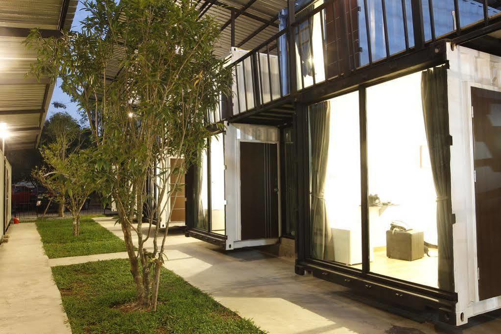 Oyo 673 Nice Sleep Box Hotel Chiang Mai Exteriör bild